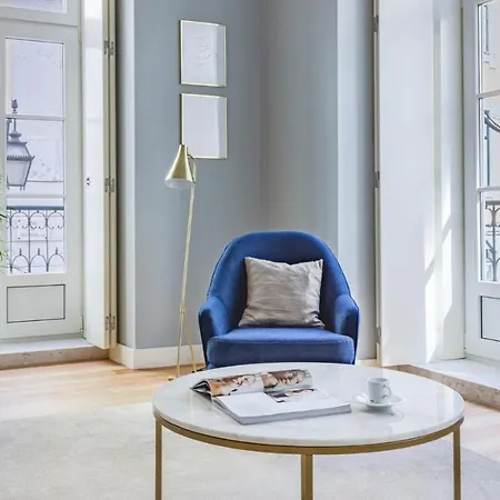 Plum Guide - Blue Creek Apartment Lisbon